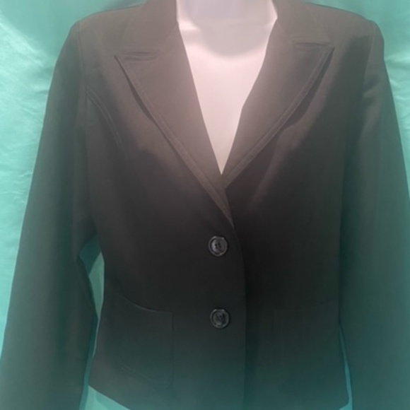 Black Juniors Blazer - Picture 2 of 11